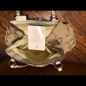 Coach Gabby Signature bag